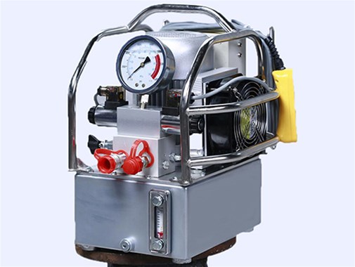 液壓扳手泵站這幾個表現(xiàn)，需要換液壓油了！